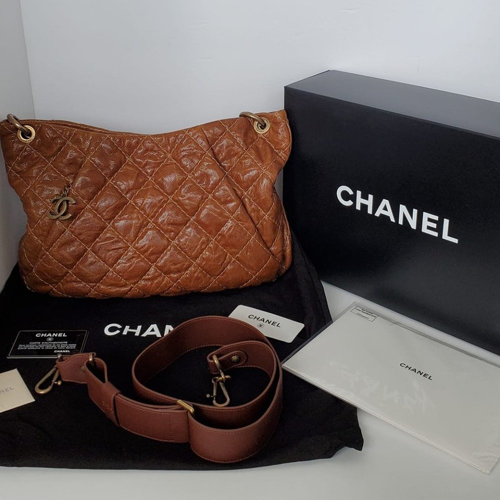 Brand New CHANEL Crumpled Grained Calfskin Coco Pleats Hobo Brown
